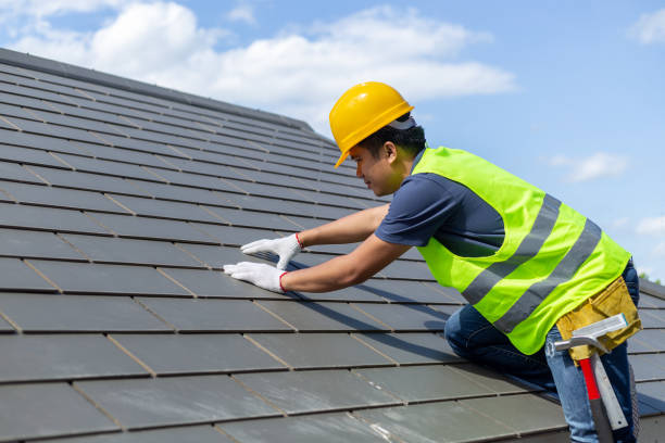 Best Emergency Roof Repair  in Hlsboro, IL